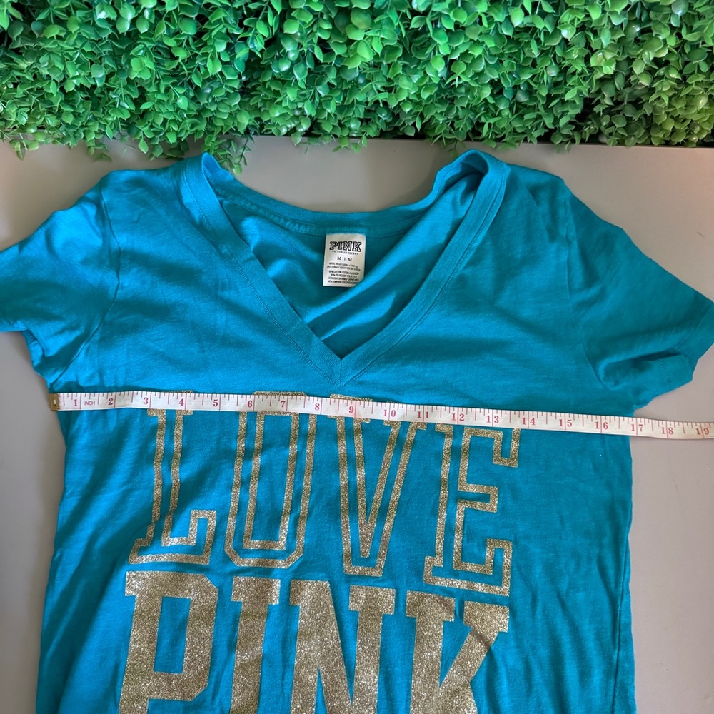 PINK Victoria's Secret Turquoise/ Blue Gold Love Pink V-Neck Shirt Medium - Picture 5 of 6